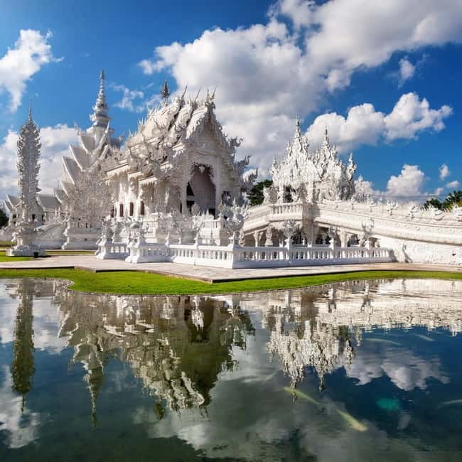 Chiang Mai: Chiang Rai Famous Temples & Hot Springs Day Trip - Lalitta Café is a short scenic pause