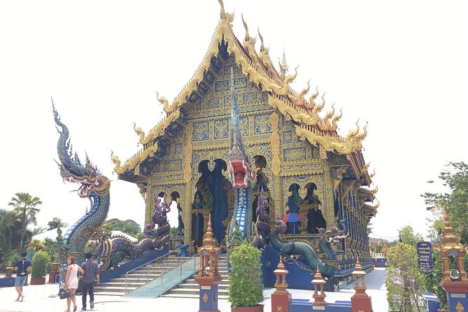 Chiang Mai-Chiang Rai: White Temple-Black Museum-Blue Temple - The White Temple, 50 minutes of white and glass
