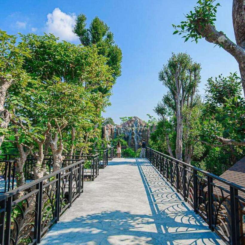 Chiang Mai: Dantewada ,Wat Ban Den Temple & Cafe Elephant - Key points to know before booking