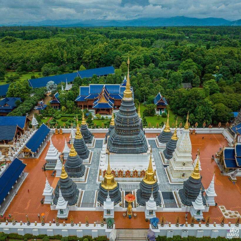Chiang Mai: Dantewada ,Wat Ban Den Temple & Cafe Elephant - The drive north from Chiang Mai