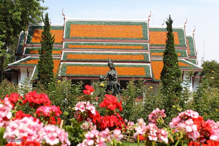 Chiang Mai: Doi Suthep and Hmong Village Half-Day Tour - What $28 includes, and what it does not