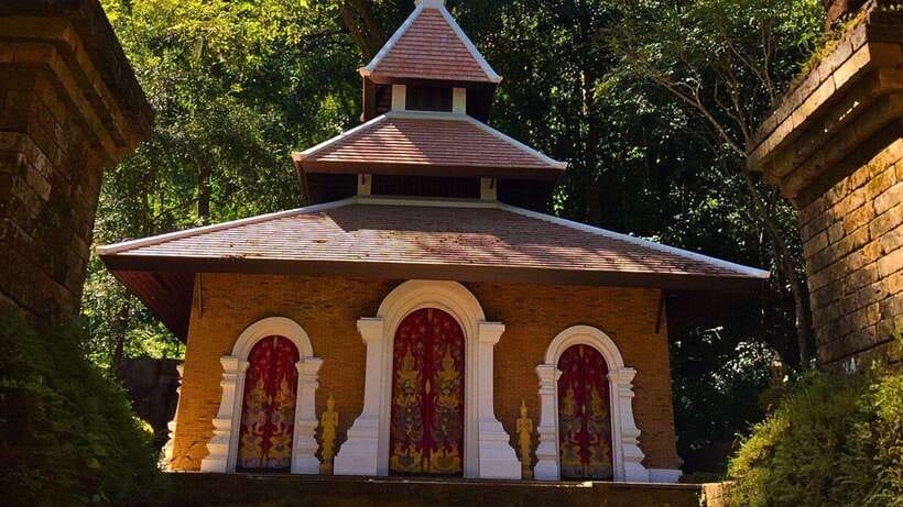 Chiang Mai: Doi Suthep and Wat Pha Lat Temple Evening Tour - Booking details worth handling early