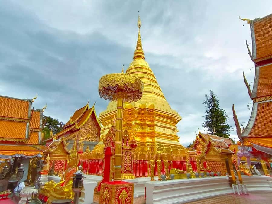 Chiang Mai: Doi Suthep Temple & Sticky Waterfall Trip - Guides can shape the whole day