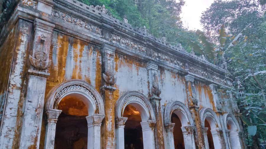 Chiang Mai: Doi Suthep, Wat Pha Lat and Michelin Food Tour - How the guide shapes the experience