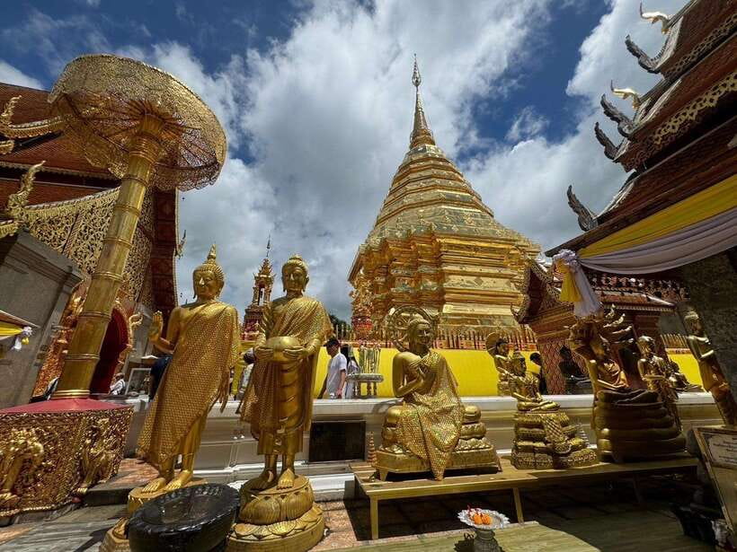 Chiang Mai: Elephant Sanctuary, Monk Trail & Doi Suthep Tour - The monk trail and Wat Pha Lat