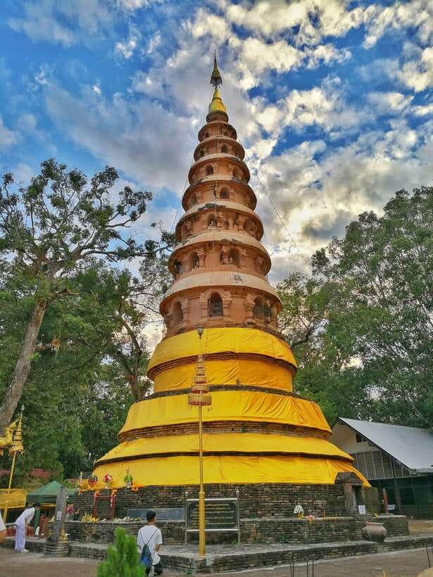 Chiang Mai:Hidden Gems: From Ancient Ruins to Serene Temples - What makes this day different