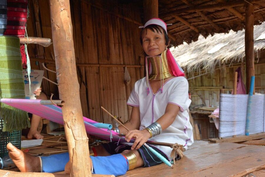 Chiang Mai: Long Neck Village & Chiang Rai’s Iconic Temples - The road from Chiang Mai to Chiang Rai