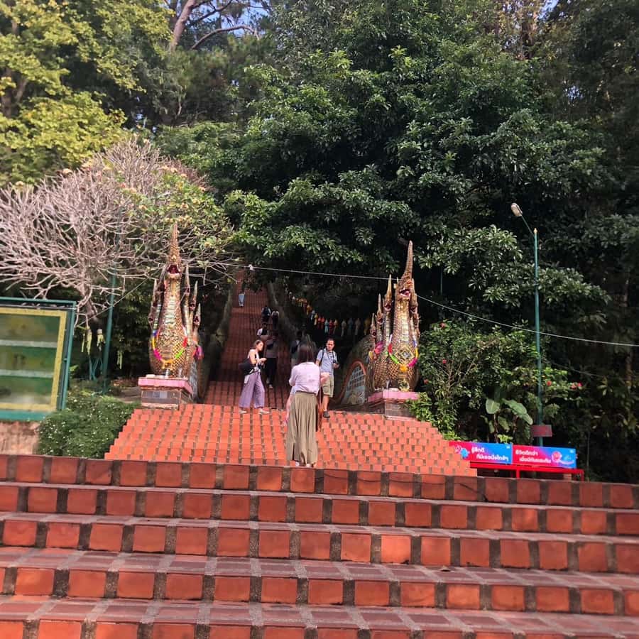 Chiang Mai Monk's Trail Wat Pha Lat & Visit Wat Doi Suthep - Arriving at Wat Phra That Doi Suthep