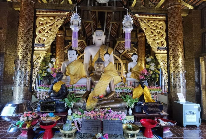 Chiang Mai: Temple And City Walking Tour Part I - What the guides add beyond temple facts