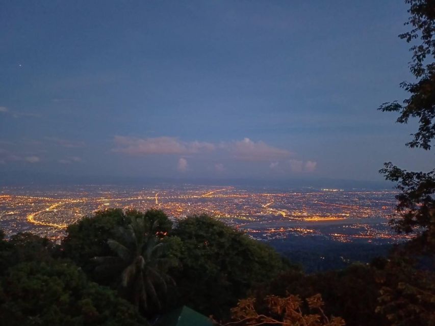 Chiang Mai: Wat Pha Lat & Wat Phra That Doi Suthep Tour - Dress and temple manners