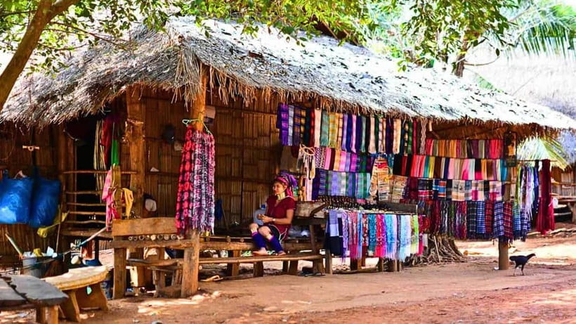 Chiang Mai: White and Blue Temples and Lalita Cafe - The real cost of the $51 price