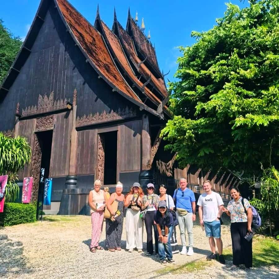 Chiang Rai: 3 Temples and Golden Triangle 1 Day Tour - White Temple, a modern Thai art landmark