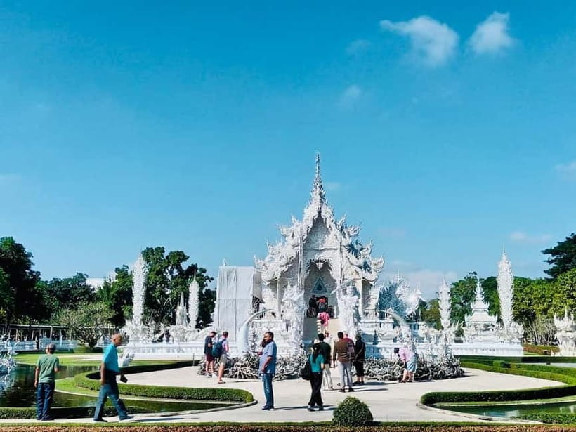 Chiang Rai: Excursion White, Blue,Red Temples & Lalitta Café - Wat Huay Pla Kang, the so-called Red Temple