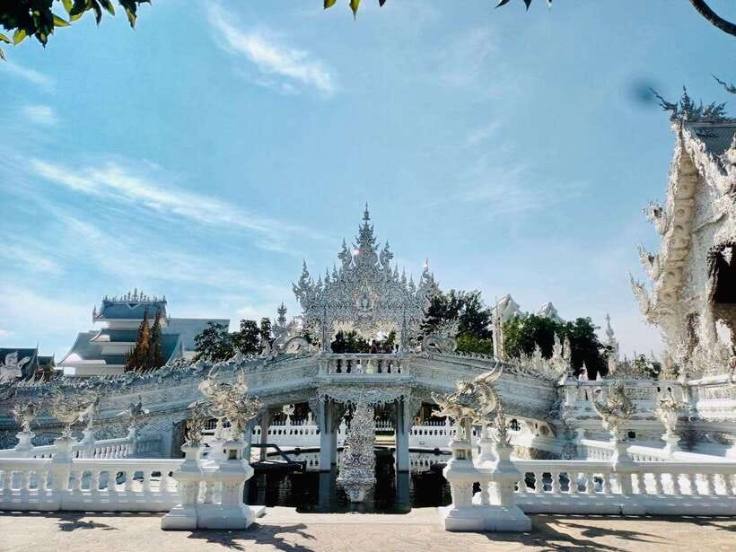 Chiang Rai: Excursion White, Blue,Red Temples & Lalitta Café - Who should book this day trip?