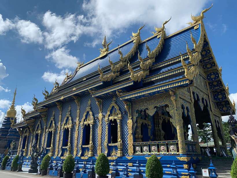 Chiang Rai: Half Day Tour – 3 Famous Temples & Lalita Cafe’ - Huay Pla Kang and the giant Lady Buddha