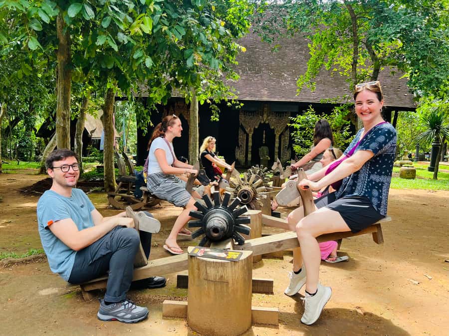 Chiang Rai:Private Transfer to Chiang Mai with Temples Visit - The mountain road and Wiang Pa Pao Hot Spring