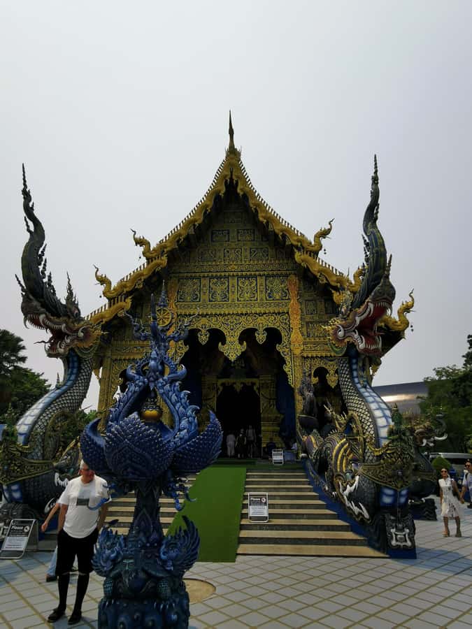 Chiang Rai: White, Blue, Red Temples, Long Neck Tour - Long Neck Karen Village and the cultural question