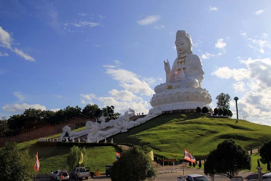 Chiang Rai White Temple and Blue Temple Day Tour - How to make the most of the day
