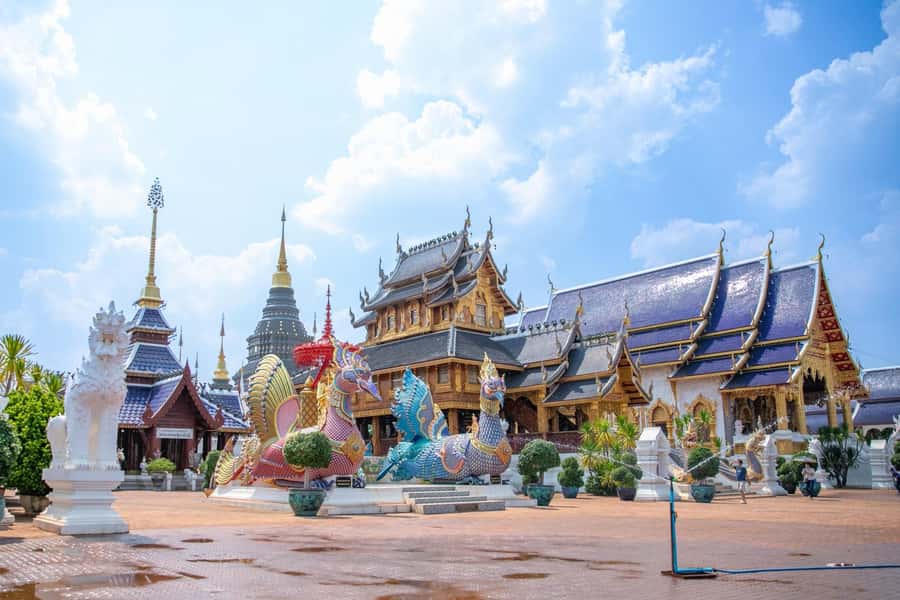 Chiangmai : Sticky waterfall & Land of angels & Wat ban den. - Wat Ban Den and its twelve zodiac pagodas