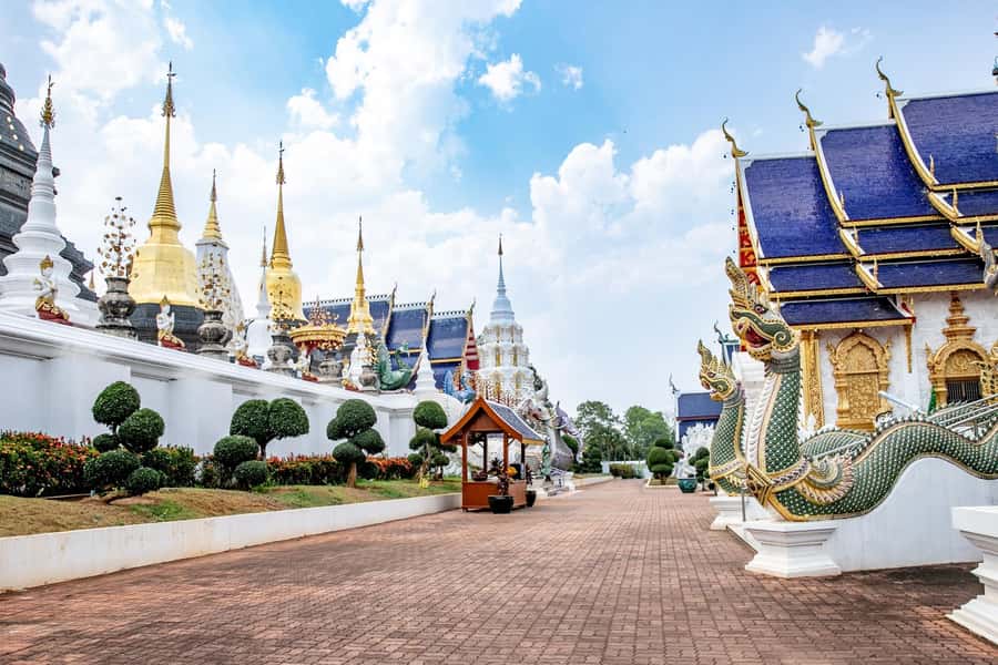 Chiangmai : Sticky waterfall & Land of angels & Wat ban den. - Lunch at a local place