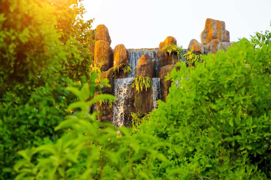 Chiangmai to Chiangrai: 3 Temples, Hot Springs& Lalitta Cafe - Key points to know before booking