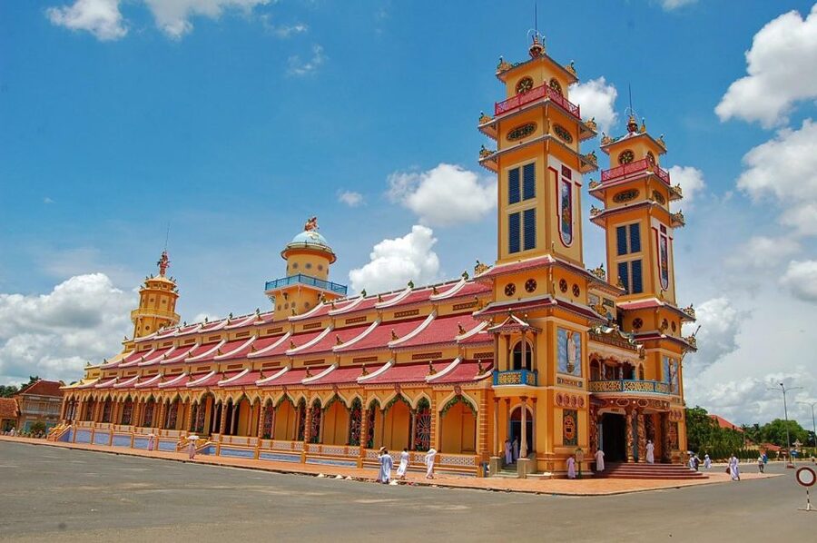 Cu Chi Tunnels, Cao Dai Temple and the Black Virgin Mountain - Practical booking advice