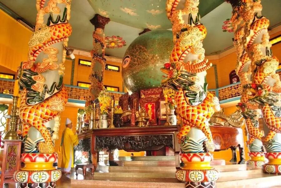 Cu Chi Tunnels, Cao Dai Temple and the Black Virgin Mountain - Guide quality and the private format