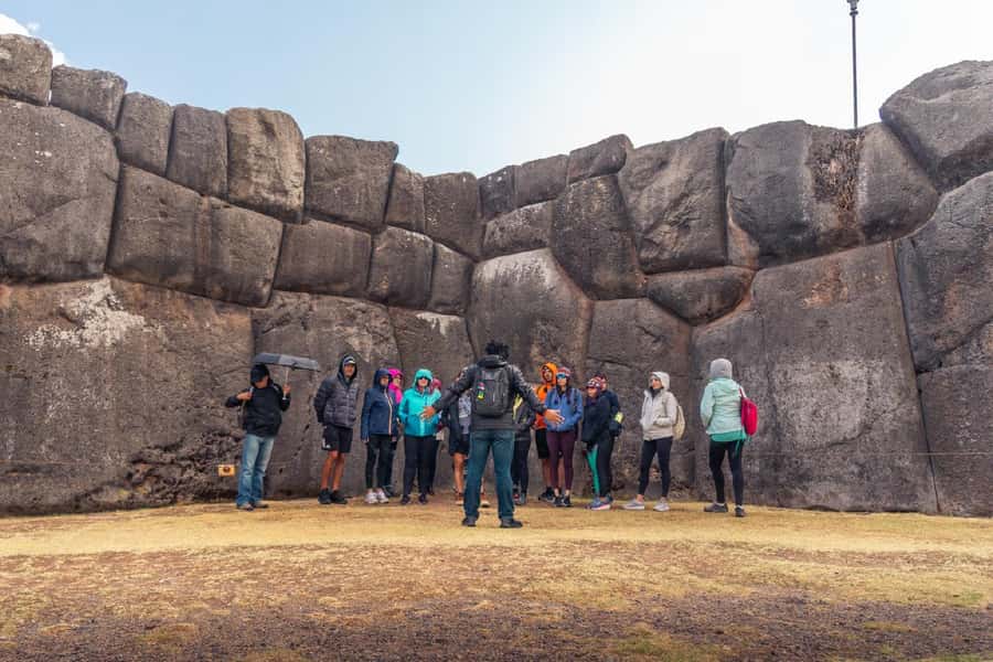 Cusco : City Tour of 4 Ruins and Sun Temple - Sacsayhuamán and the giant fitted stones