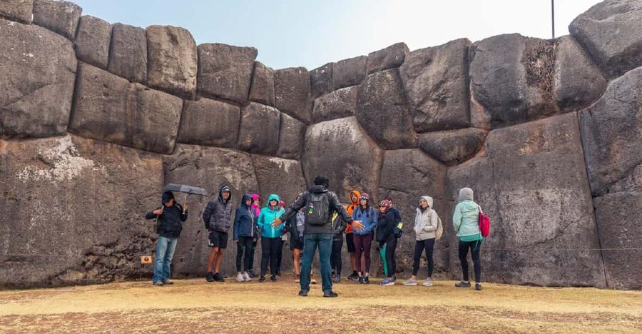 Cusco : City Tour of 4 Ruins and Sun Temple - The guide can make or break the short visits