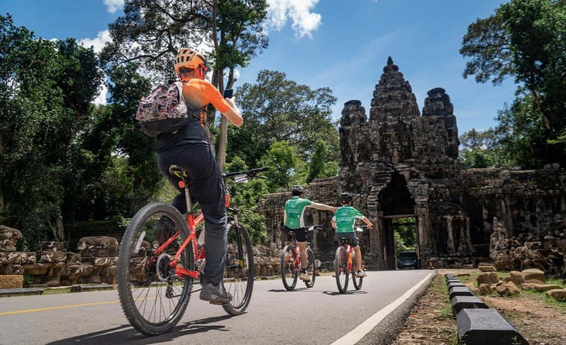 Cycle Angkor Backroad Bike Tour / E-Bike or Tuk Tuk - Who should book this ride