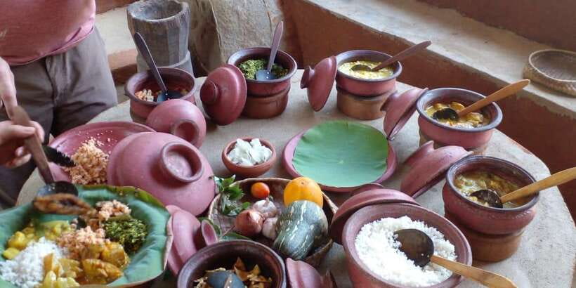 Dambulla: Caves Temple & Traditional Village Tour with Lunch - Why Dambulla’s cave temple deserves the first half of your day