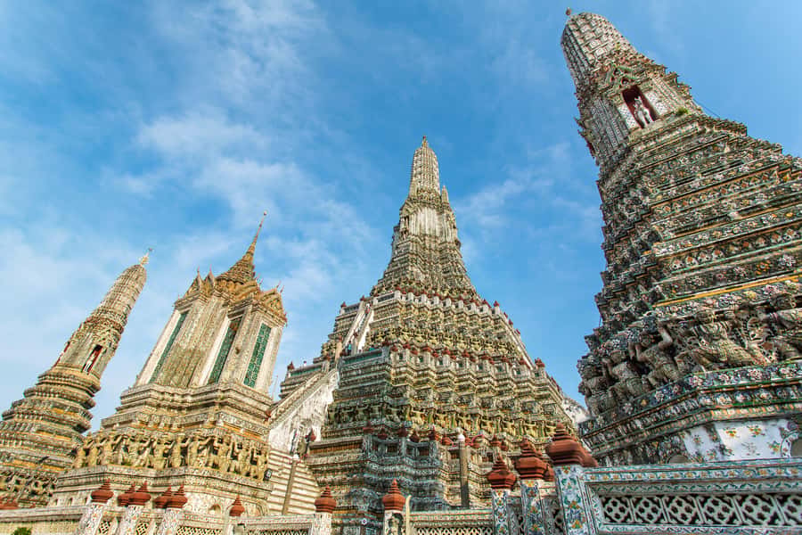 Damnoen Saduak, Reclining Buddha, and Wat Arun Private Tour - Damnoen Saduak by long boat