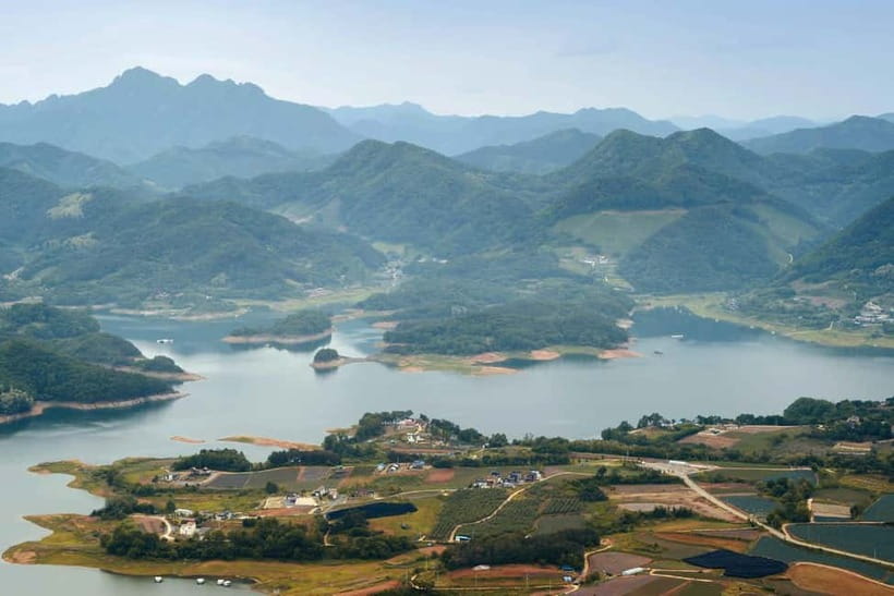 Danyang Tour:Guinsa Temple & Bobaljae & Cheongpung Cable Car - The guides can make a long day easier