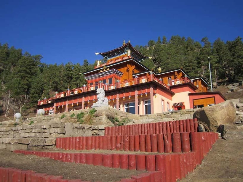 Day tour to Aglag creation monastery - Carvings, buildings, and a Buddhist pilgrimage setting