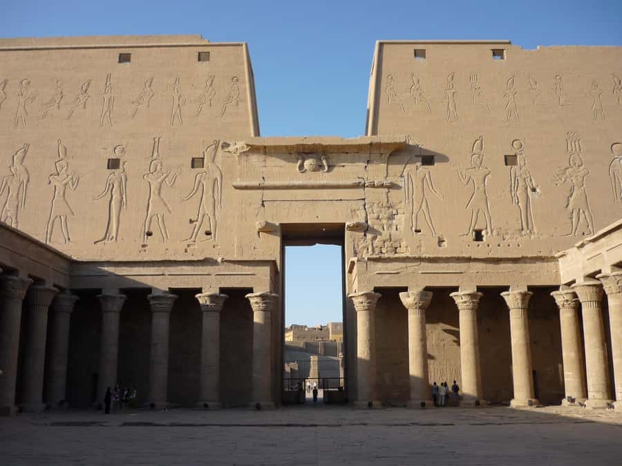 Day Tour visit Edfu Kom Ombo temples from Luxor - A private vehicle changes the feel of the day
