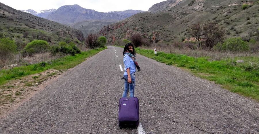 Day trip to Khor Virap, Areni Winery and Noravank Monastery - Reaching Noravank in the canyon