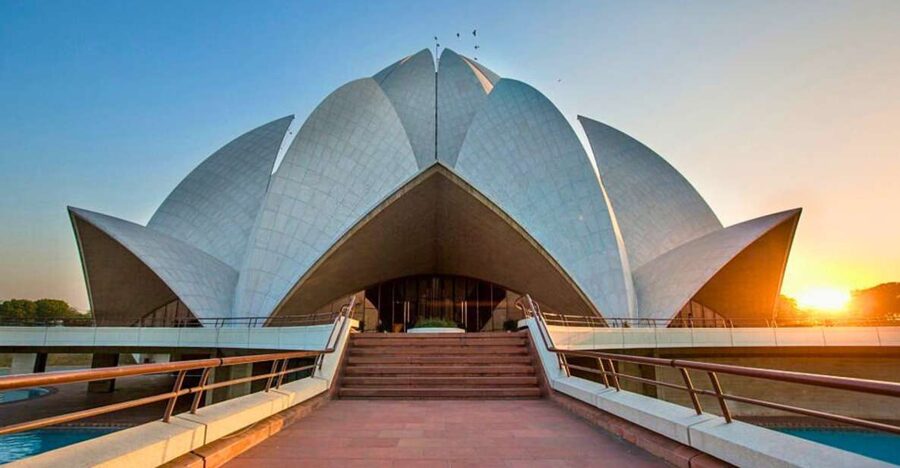 Delhi: 6-Hours Delhi Spiritual Sites With Famous Temples - Key points to know before booking