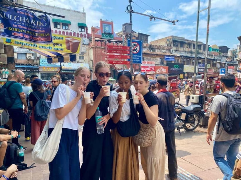 Delhi: Old Delhi's Street Food, Temples & Spice Market Tour - Why this is a smart first look at Old Delhi