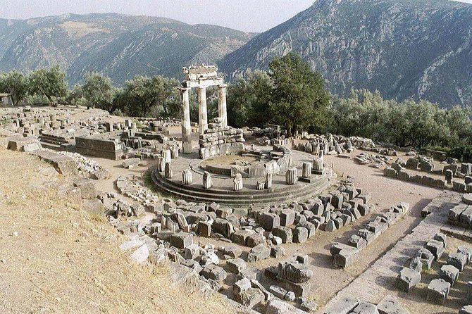 Delphi Full Day Private Tour: Temple of Apollo, Museum, Navel of Earth & Oracle - The ride from Athens and what is included