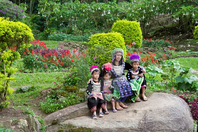 Doi Suthep and Hmong Hilltribe Half Day Tour in Chiang Mai - Timing, guides, and the risk of a rushed stop