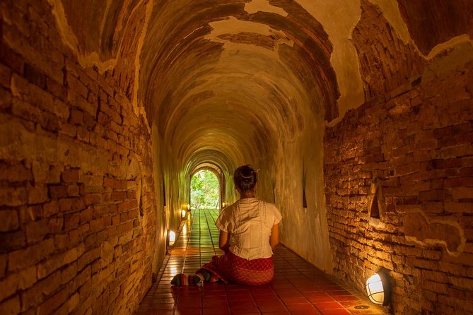Doi Suthep and Wat Pha Lat Sunrise Tour (Small Group Only) - Guides make the difference