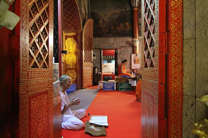 Doi Suthep and Wat Umong Night Tour From Chiang Mai - Is $24.95 good value?