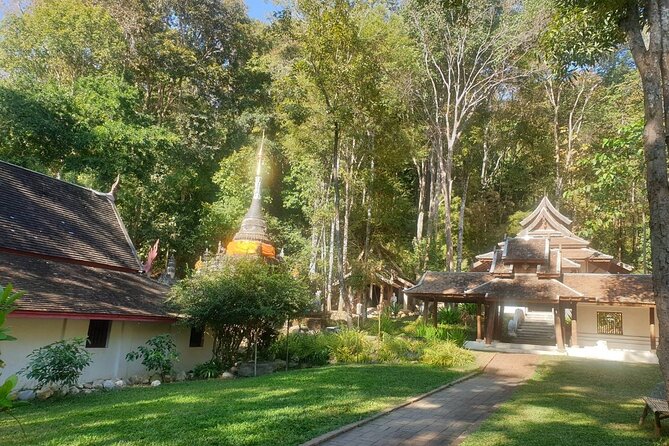 Doi Suthep Temple, Pha Lat Temple, Sticky Waterfall, Orchid farm - Doi Suthep and the 306-step climb
