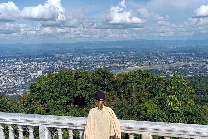 Doi Suthep Temple Tour by Local Red Car 3 Hour Adventure - Who Should Book This Doi Suthep Tour
