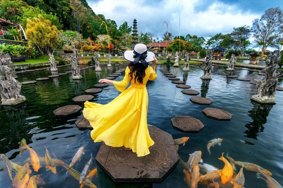 East Bali: Temples, Springs and Beaches - Lempuyang and the Gateway to Heaven