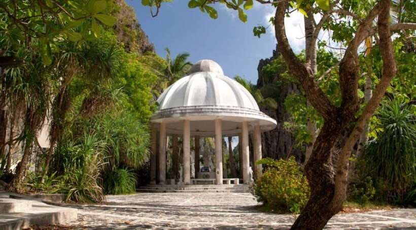 El Nido Island Hopping Tour C: Hidden Beaches & Shrine - Why Tour C is different from El Nido Tour A