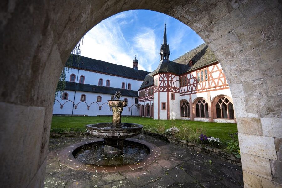 Eltville: Eberbach Monastery Entry Ticket - Getting there from Eltville
