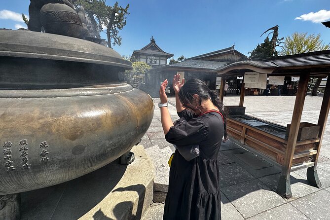 Food & Cultural Walking Tour around Zenkoji temple in Nagano - Sake, pickles, and Nagano miso soup