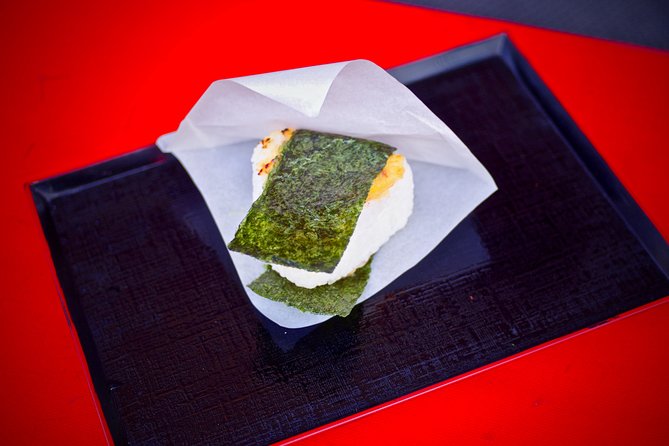 Food & Cultural Walking Tour around Zenkoji temple in Nagano - Matcha in a Japanese-style room
