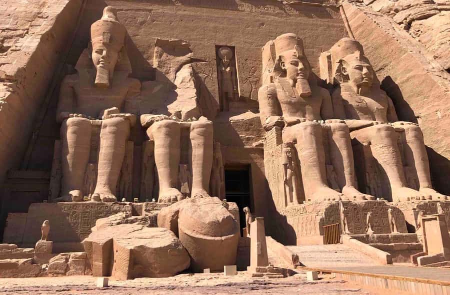 From Aswan: Abu Simbel Ramses and Nefertari Temples Day Trip - Booking rules and useful planning advice
